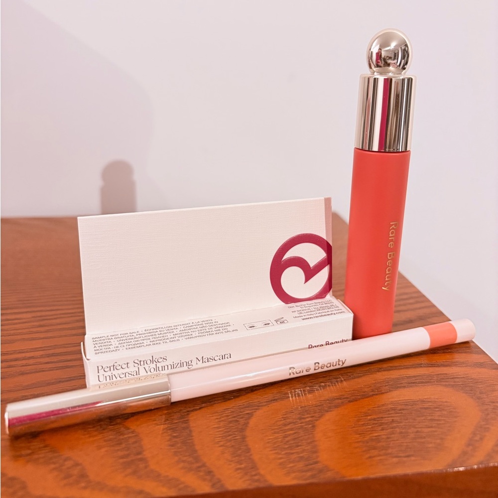 Rare Beauty Tinted Lip Oil Stain, Long-wearing Lip liner and Volume Mascara Set